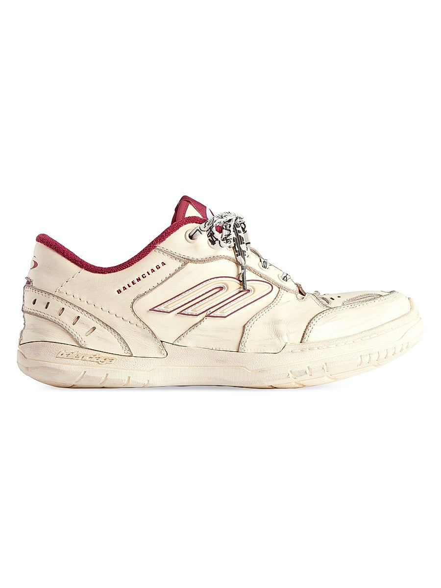 Hamptons Medium Worn-Out Sneakers