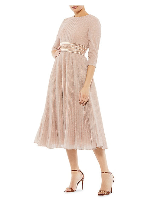 Chic Pleats Dress