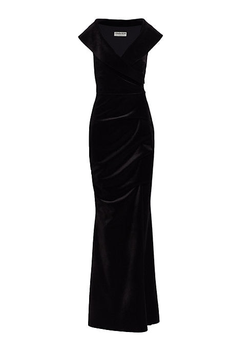 Chic Velvet Elegance Gown