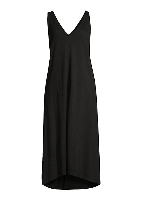 Flowing V Maxi Dress