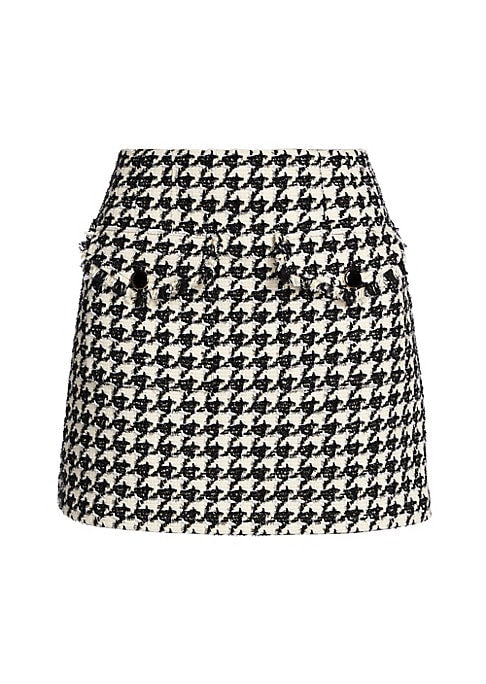 Chic Houndstooth Mini Skirt