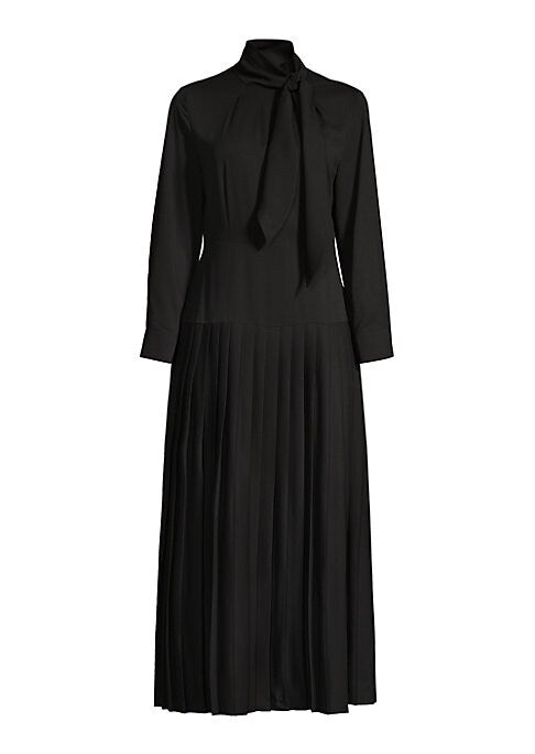 Chic Pleat Maxi Dress