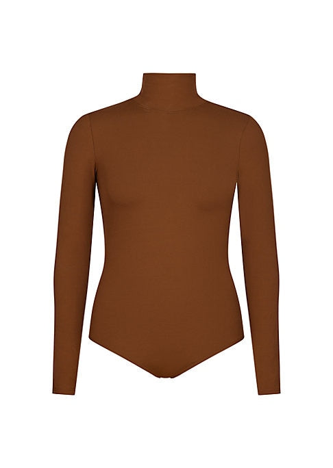 Smooth Turtleneck Essential