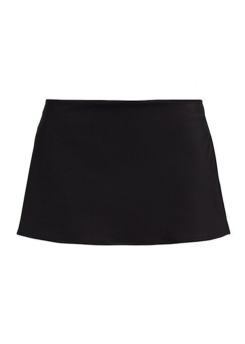 Chic Low-Rise Mini Skirt