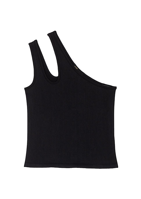 Bold Ribbed Elegance