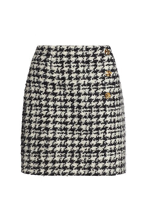 Chic Houndstooth Mini Skirt