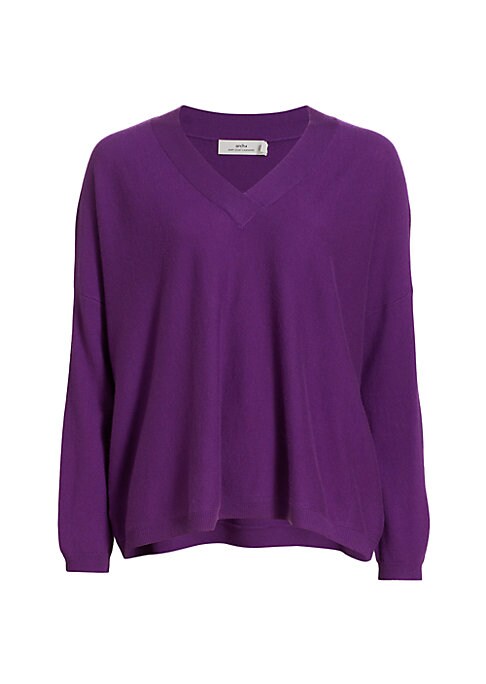 Chic Cashmere V-Sweater