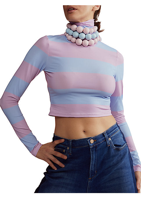 Chic Cropped Turtleneck