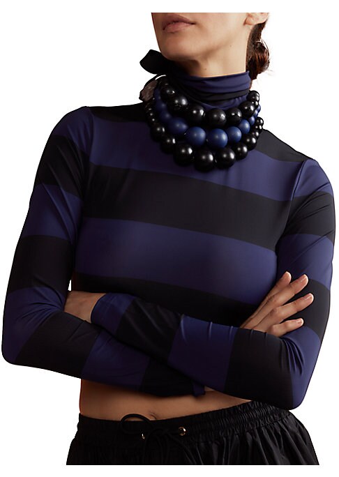 Chic Cropped Stripe Top