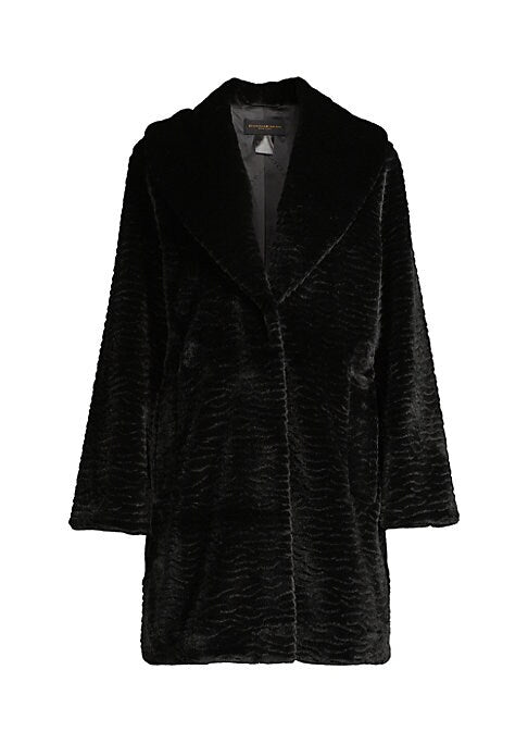 Oversized Fur Elegance