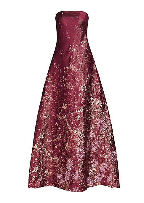 Exquisite Strapless Elegance