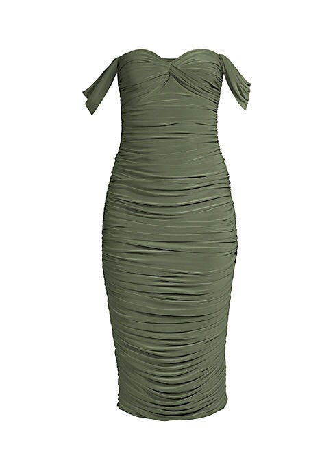 Chic Ruched Off-Shoulder Dress