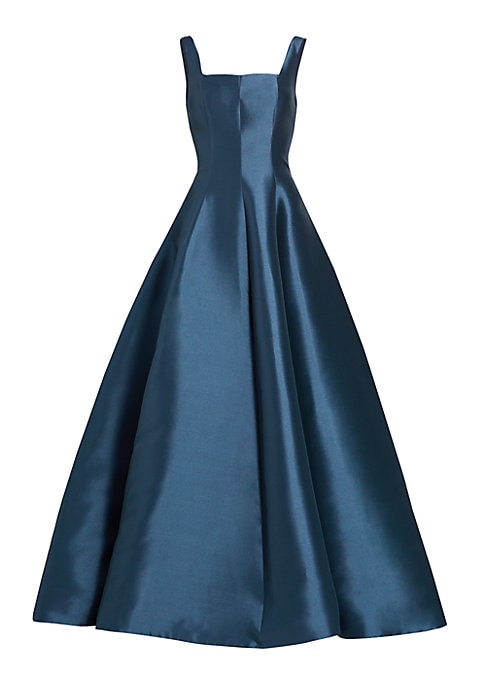 Dramatic Square Silhouette Gown